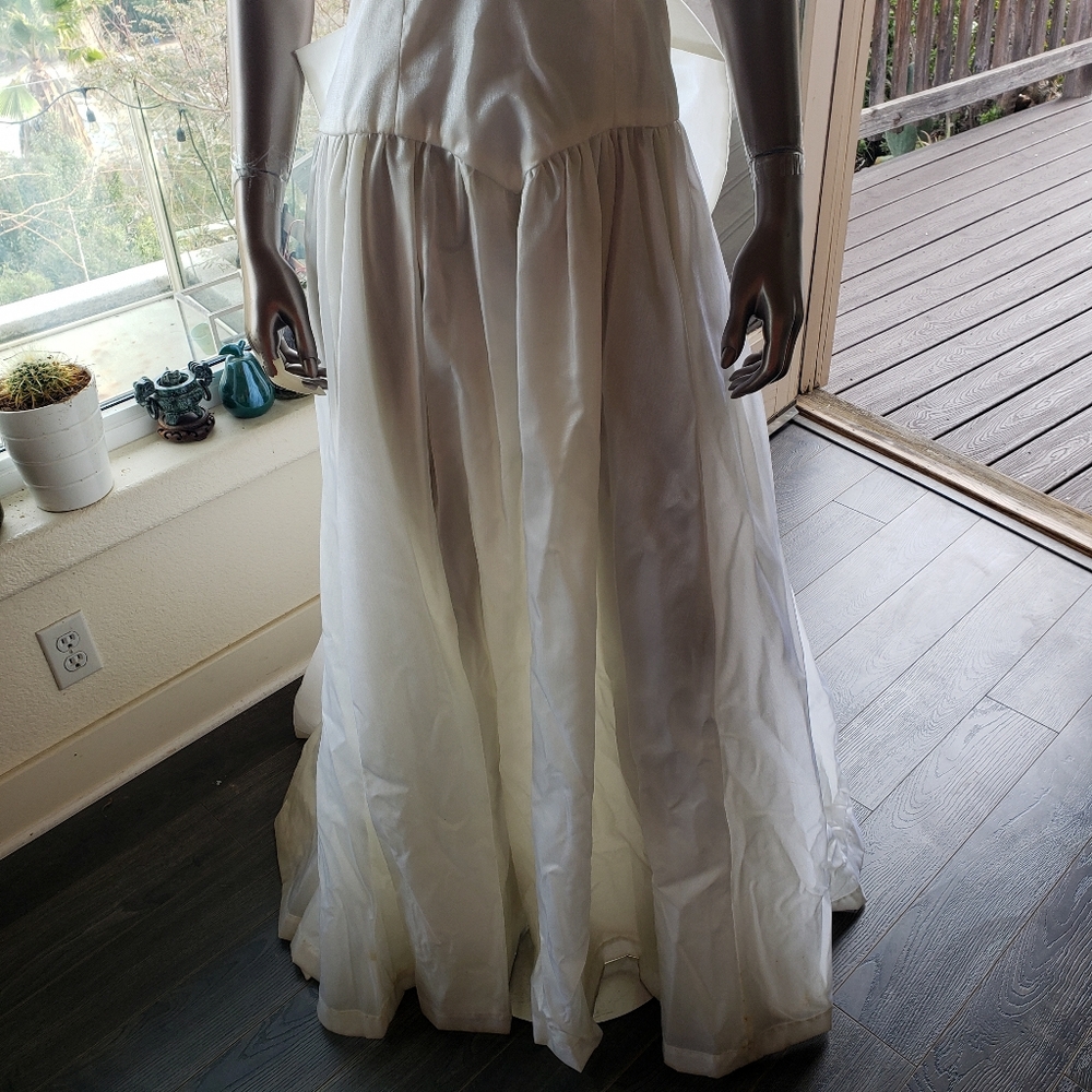 Bespoke Seamstress Made Wedding Dress - Picture 9 of 11